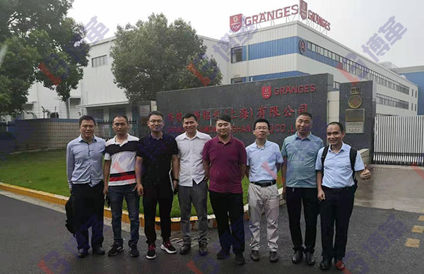 中天科技TPM项目组成员上海考察之行合影